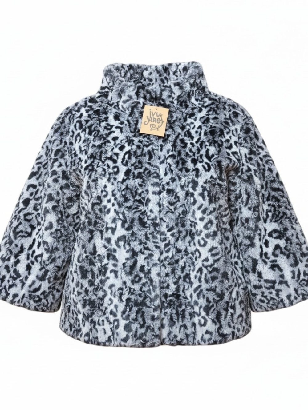 IVY JANE | NWT Cozy Snow‎ Leopard Faux Fur Boxy Popover Pullover Jacket | S / M